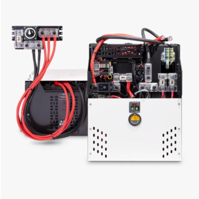 Octo PowerPack 5120 Wh - 230V / 50 Hz - With charge 100a booster/ inverter 3000w / suntrack 30A