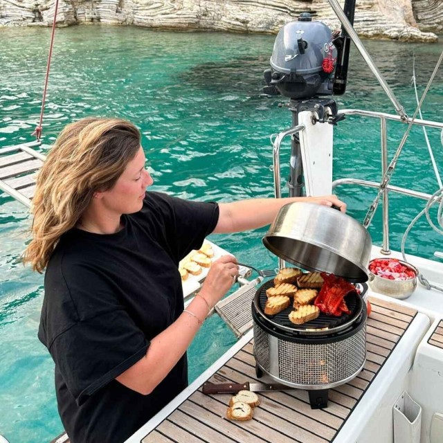 Ψησταριά Bbq Gas 2.0 Deluxe Περιλαμβάνει Τσαντά Μεταφοράς & Σχάρα Ψησίματος