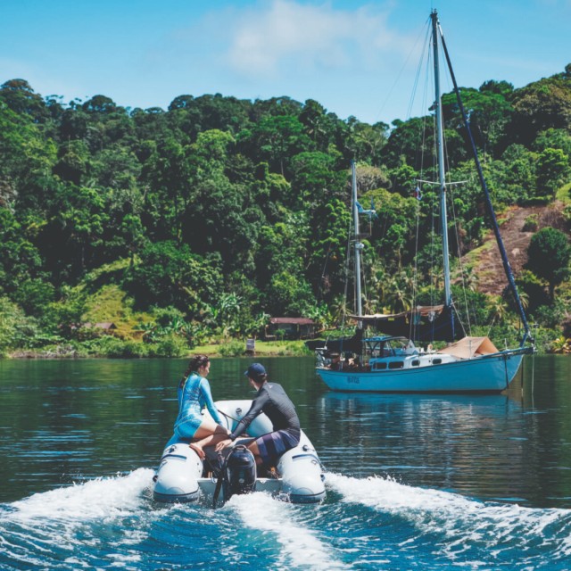 Φουσκωτό Σκάφος Highfield Ultralite PVC με μονή γάστρα αλουμινίου